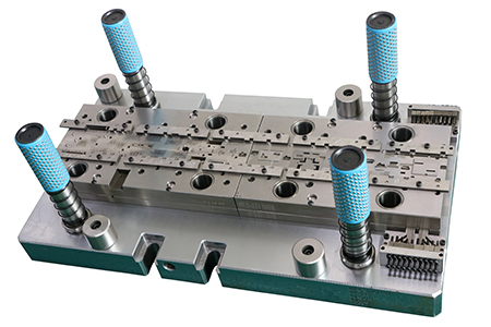 模具组立03 模具组立03