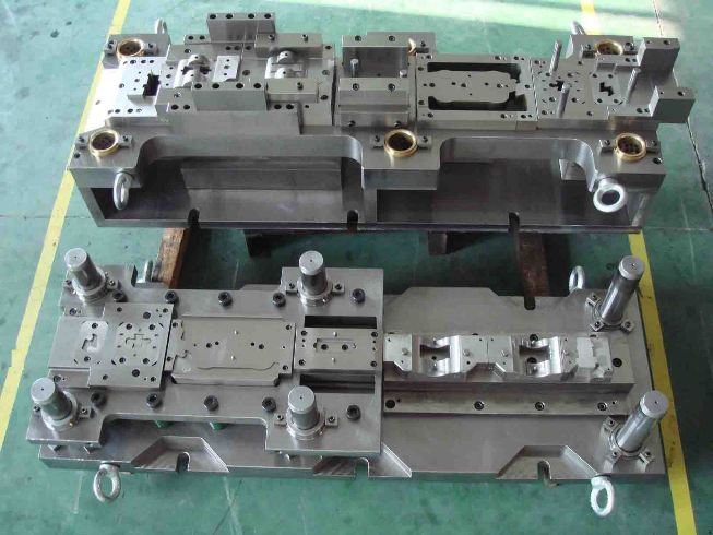 仙踪林在线入口弹片模具