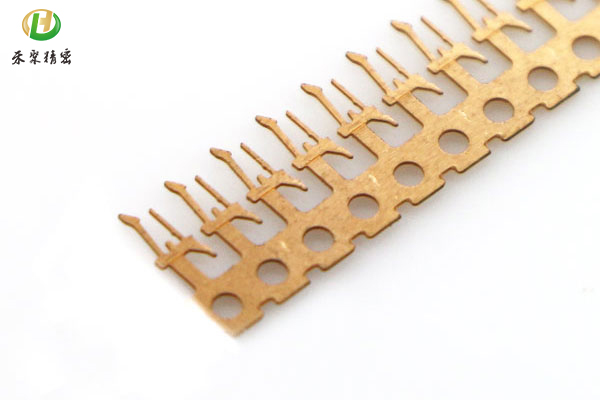 连接器用端子 连接器用端子