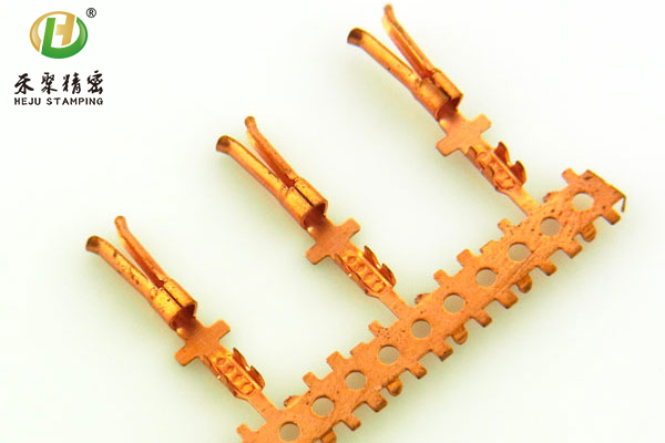 IO类包圆端子 IO类包圆端子