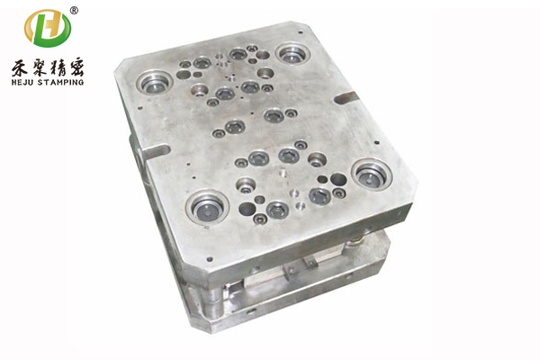 高精密连续模具 高精密连续模具